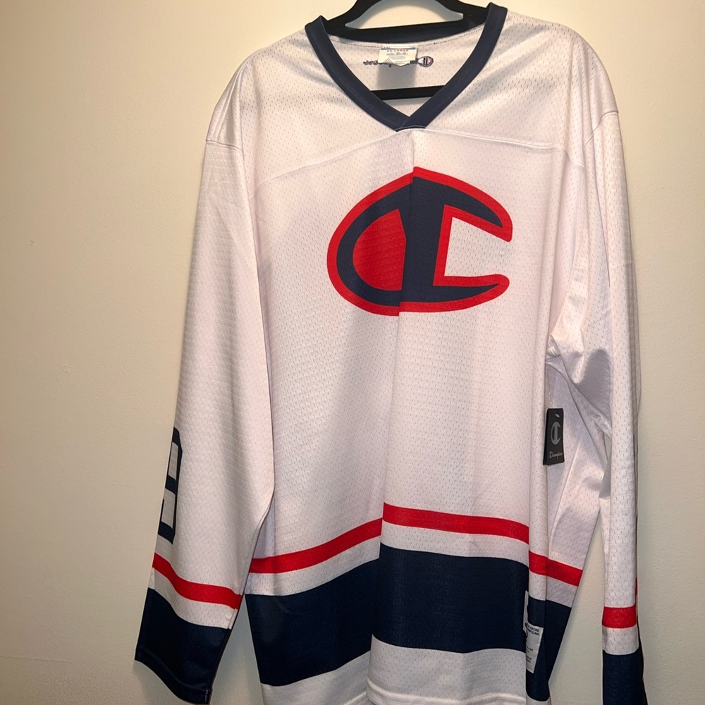 Champion jersey bran new with tags